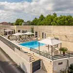 Villa Unique Luxury Feriatum Lissa Ždrelac