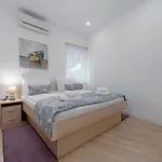 Unique Luxury Feriatum Lissa