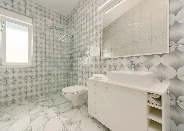 Villa Unique Luxury Feriatum Lissa
