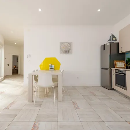 Unique Luxury Feriatum Lissa Villa *