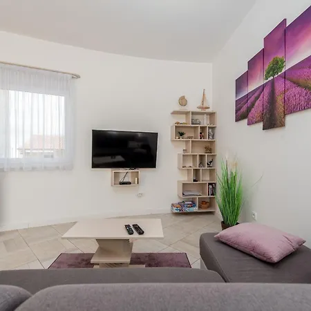 Unique Luxury Feriatum Lissa Villa *