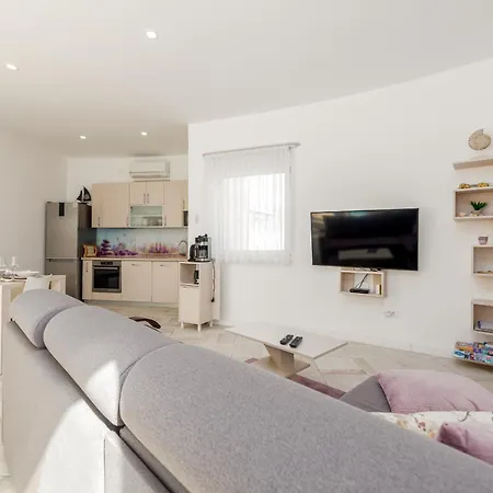 Unique Luxury Feriatum Lissa Villa *