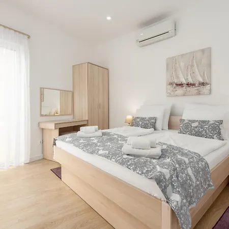 Unique Luxury Feriatum Lissa Ždrelac