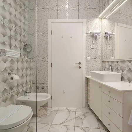 Unique Luxury Feriatum Lissa *