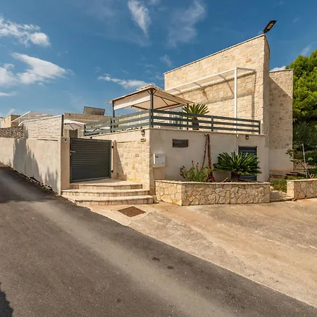 Unique Luxury Feriatum Lissa Ždrelac