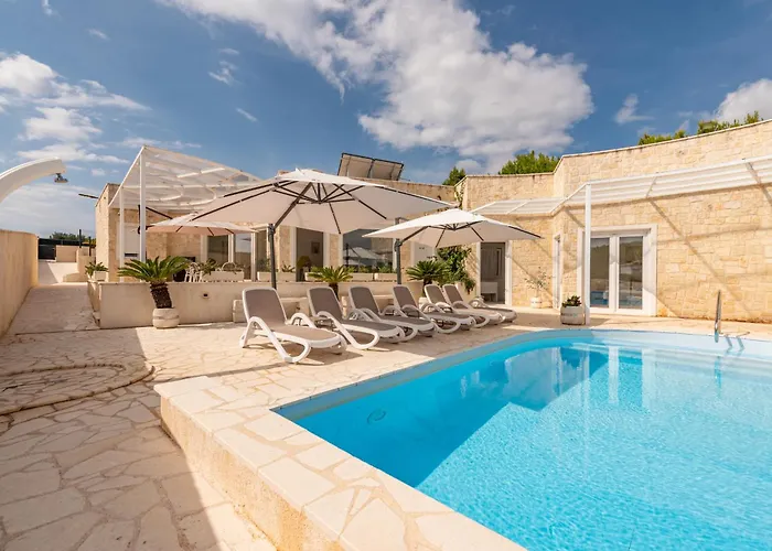 Вилла Unique Luxury Feriatum Lissa *