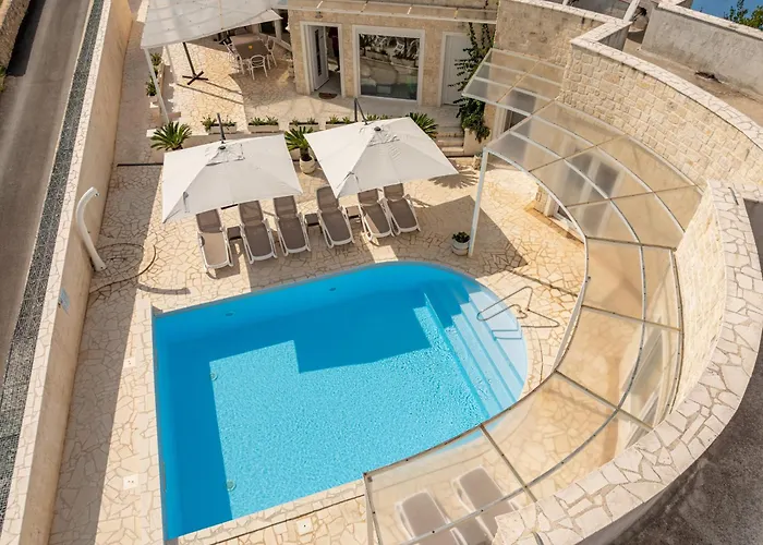 Вилла Unique Luxury Feriatum Lissa Ждрелац