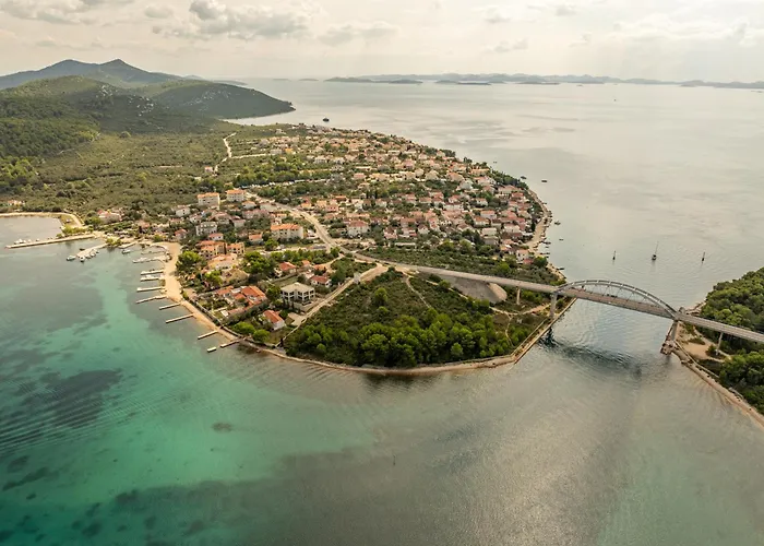 Unique Luxury Feriatum Lissa * Ždrelac