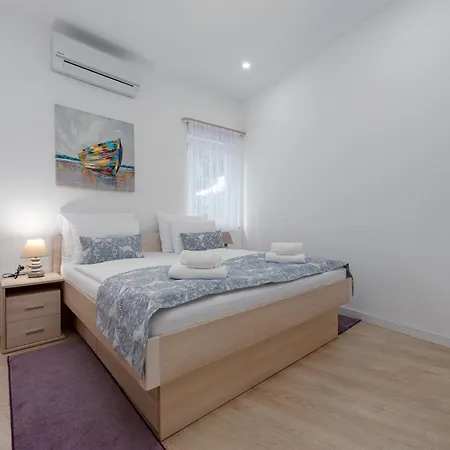 Unique Luxury Feriatum Lissa