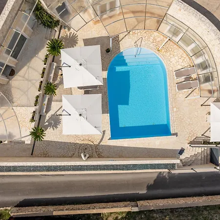 Unique Luxury Feriatum Lissa * Ždrelac