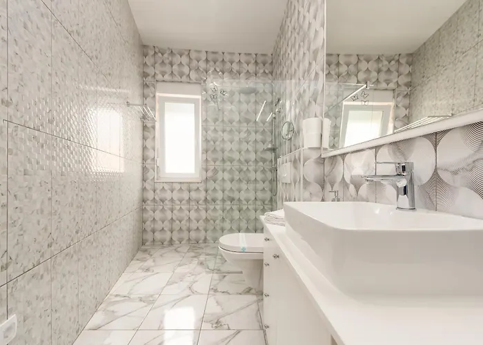 Unique Luxury Feriatum Lissa Villa